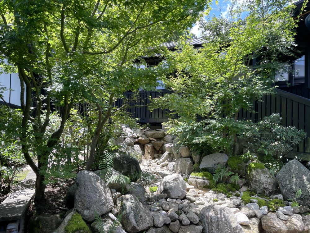 夏に嗜む温泉の魅力。那珂川清滝で心も体もお腹も満たされる癒しのひとときを過ごしました。