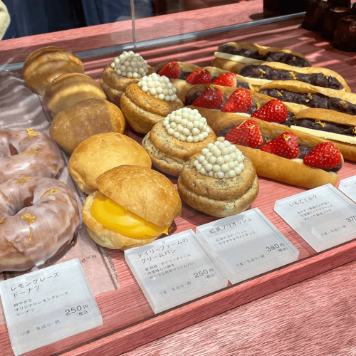 3月オープン！コンパニオンプランツで緑に癒されながら美味しいパンを食す。